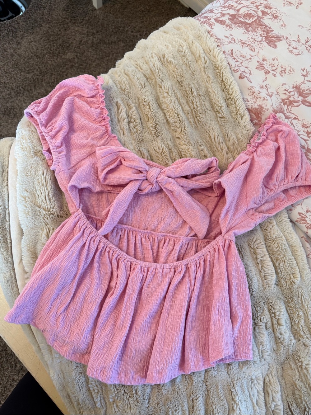 ALTAR’D STATE Pink Ruffle Tie-Back Peplum Top